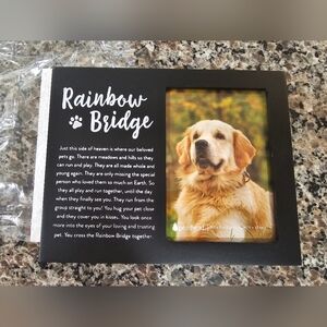 Pearhead Rainbow Bridge Pet Memorial Frame - Black